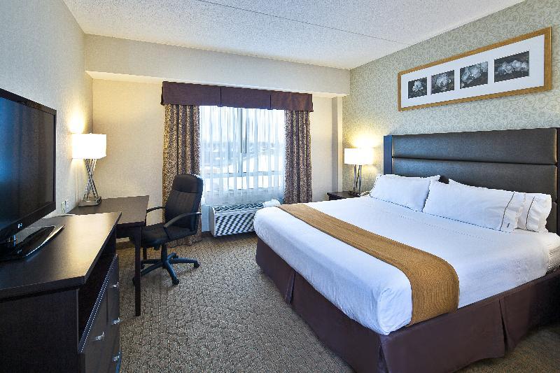 Holiday Inn Express Hotel & Suites Ottawa Airport By Ihg Exteriér fotografie