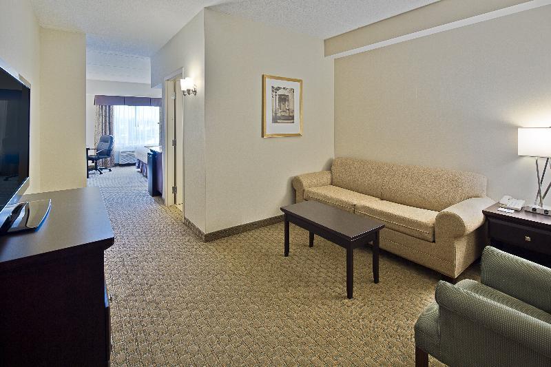 Holiday Inn Express Hotel & Suites Ottawa Airport By Ihg Exteriér fotografie