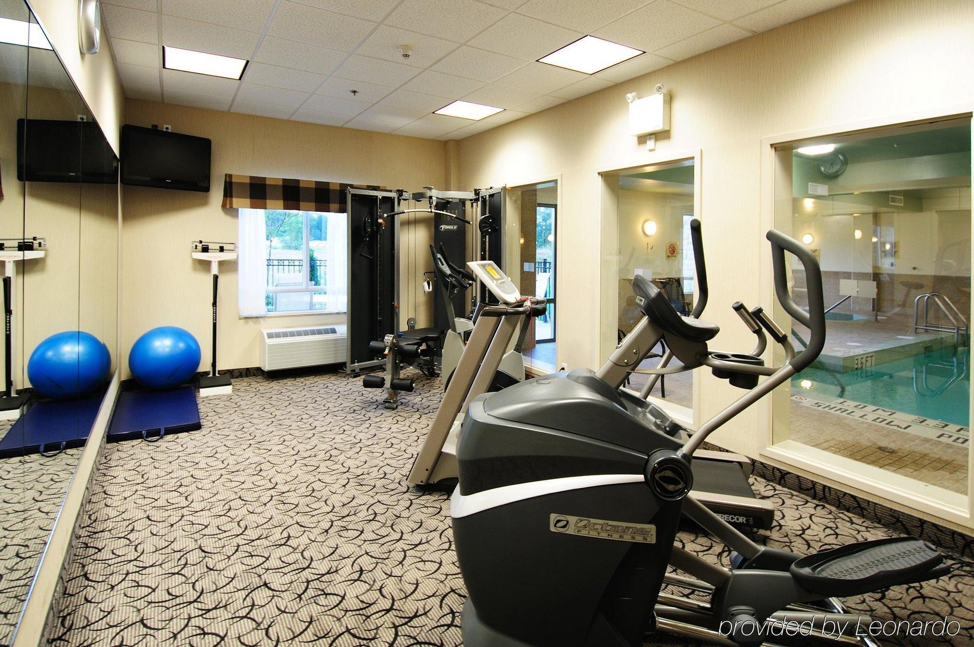 Holiday Inn Express Hotel & Suites Ottawa Airport By Ihg Exteriér fotografie