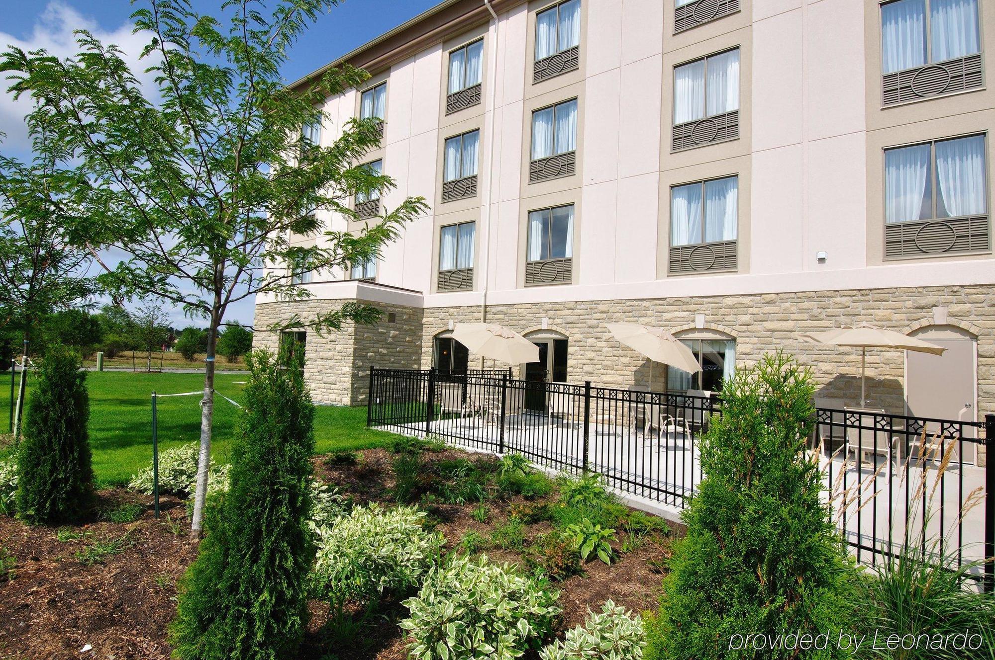 Holiday Inn Express Hotel & Suites Ottawa Airport By Ihg Exteriér fotografie